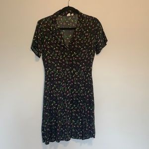 Gap Vintage-Look Floral Button Down Collared Dress